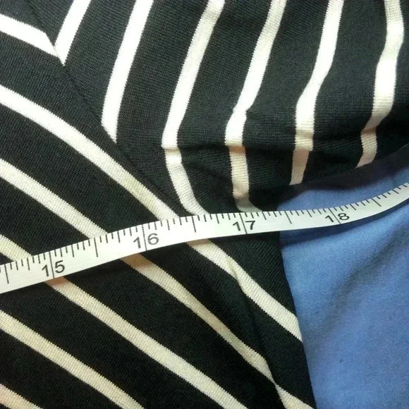 🤍🖤Black and white striped dress by Creation size 6P🖤🤍 - Picture 10 of 11